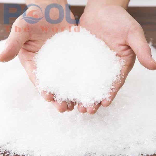 Lợi ích nổi bật của Muối dùng cho hồ bơi trong việc làm sạch và khử trùng nước